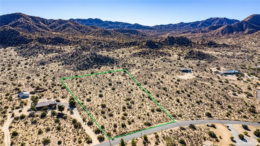 Unit for sale at 58947 Carmelita Circle, Yucca Valley, CA 92284