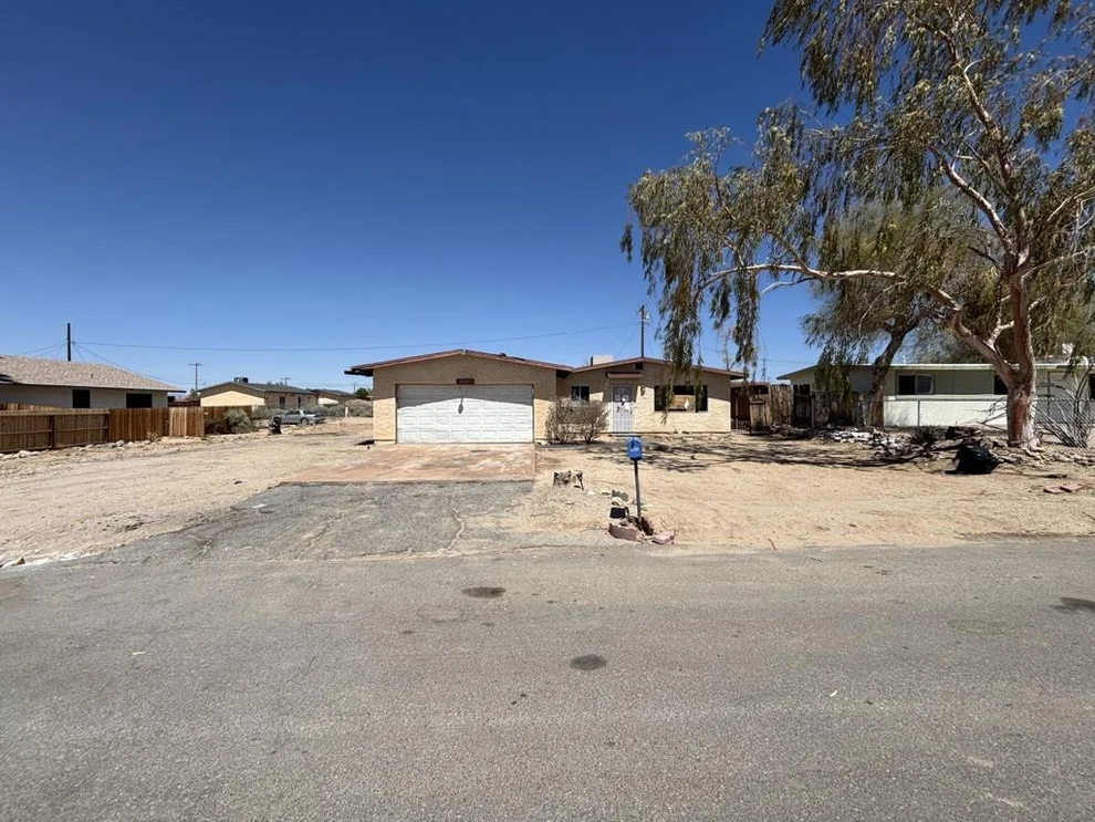Unit for sale at 6943 Roberts Avenue, 29 Palms, CA 92277