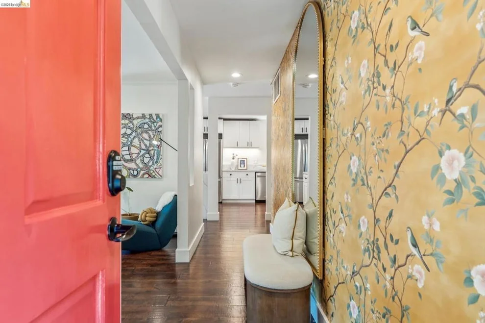 Unit for sale at 2028 Damuth, Oakland, CA 94602