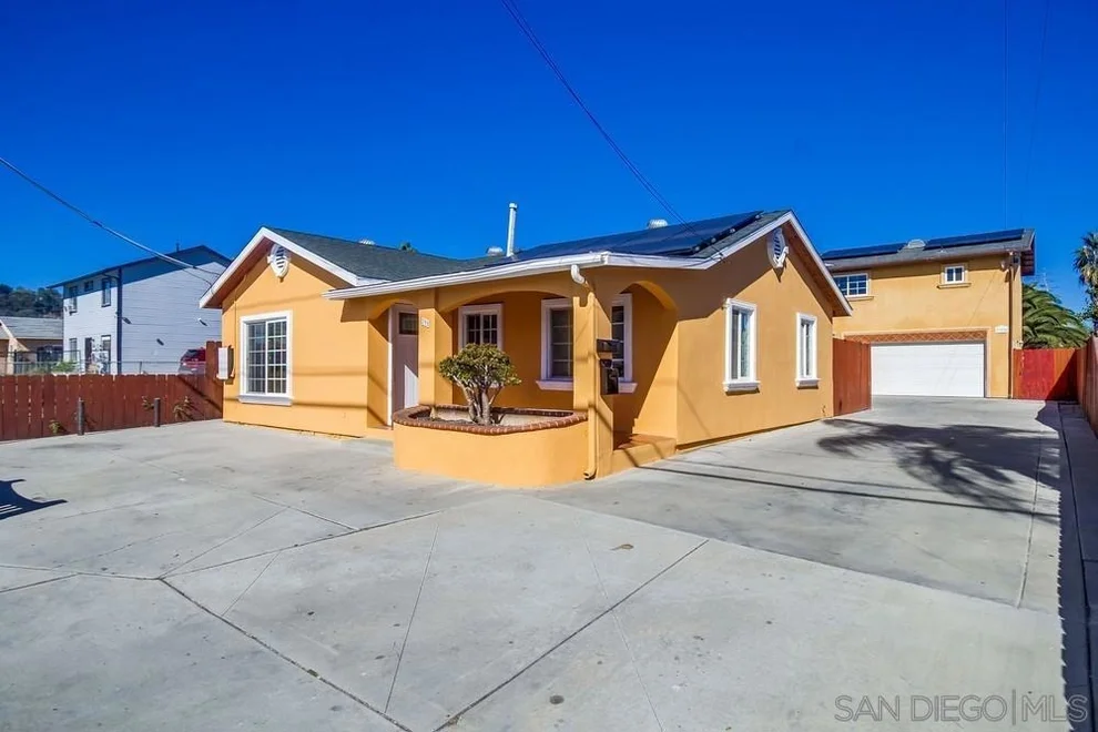 Unit for sale at 796 98 W Washington Ave, El Cajon, CA 92020