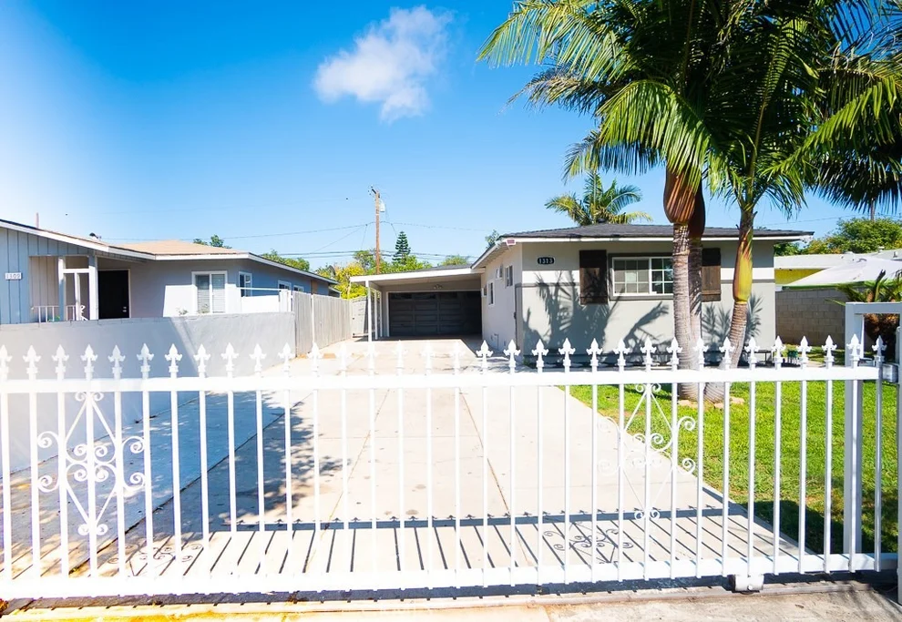 Unit for sale at 1313 Magnolia Avenue, Santa Ana, CA 92707
