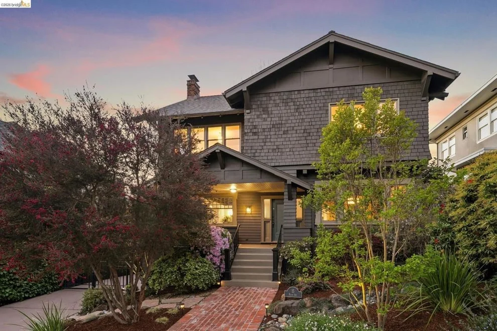 Unit for sale at 15 Blair Ave, Piedmont, CA 94611