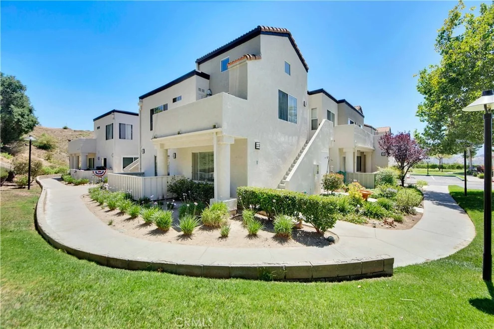 Unit for sale at 21203 Trumpet Drive, Newhall, CA 91321