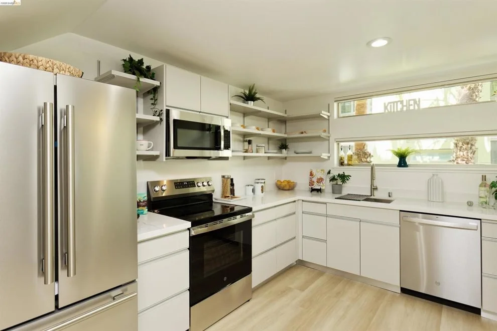 Unit for sale at 1201 Pine St, Oakland, CA 94607-1461