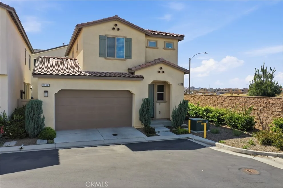 Unit for sale at 29215 Tourmaline, Winchester, CA 92596