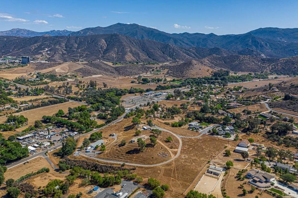 Unit for sale at 2030 74 Harbison Canyon, El Cajon, CA 92019