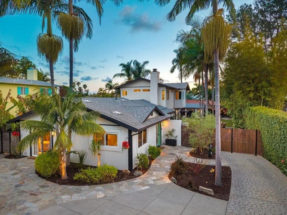 Unit for sale at 1802 Hygeia Ave, Encinitas, CA 92024