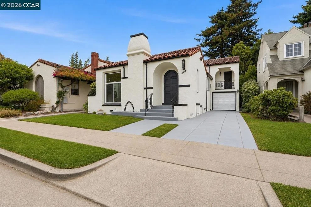 Unit for sale at 5672 Carberry Avenue, Oakland, CA 94609