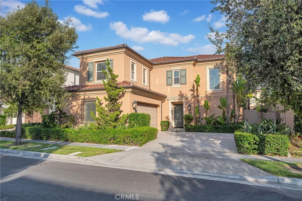 Unit for sale at 126 Saybrook, Irvine, CA 92620
