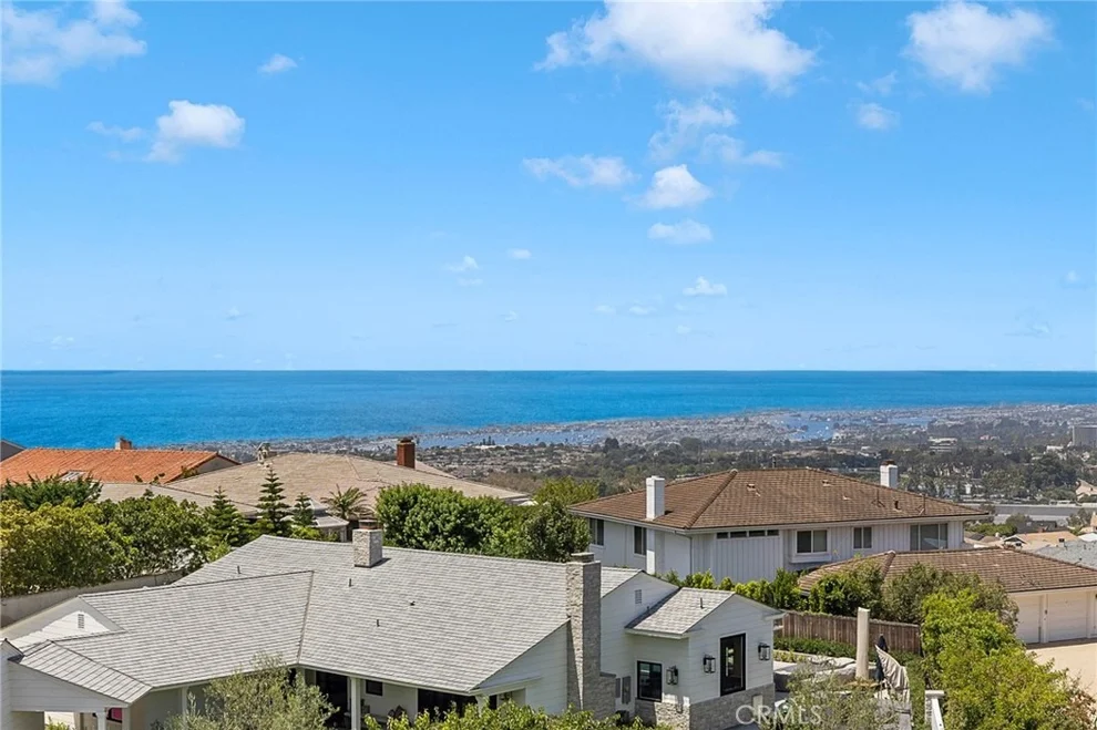 Unit for sale at 55 Montecito, Corona Del Mar, CA 92625