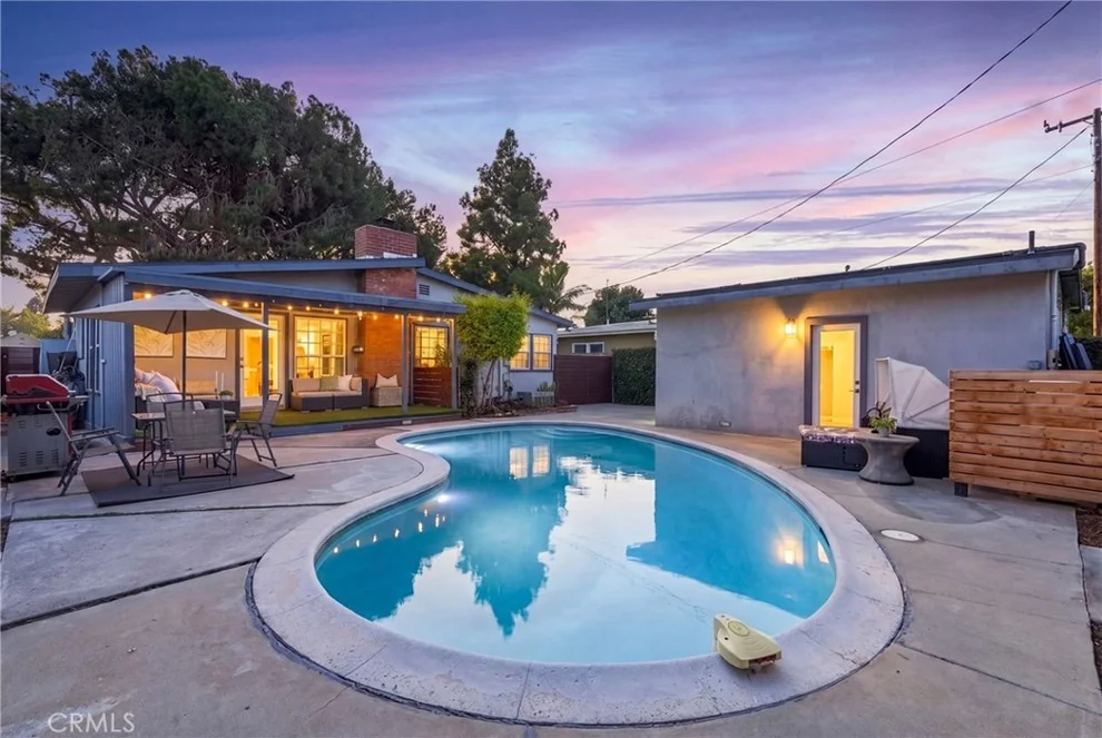 Unit for sale at 3440 Canehill Avenue, Long Beach, CA 90808