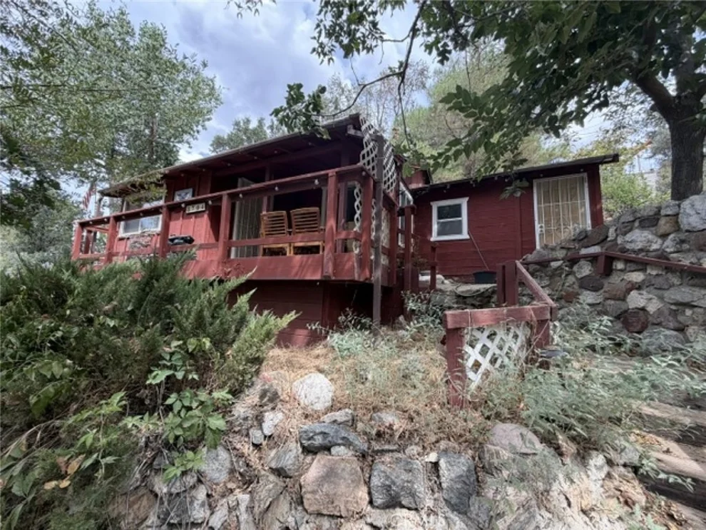 Unit for sale at 3704 Kiwanis Trail, Frazier Park, CA 93225