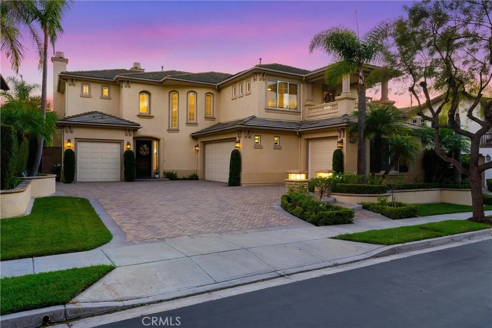Unit for sale at 6614 Colina Puesta, San Clemente, CA 92673