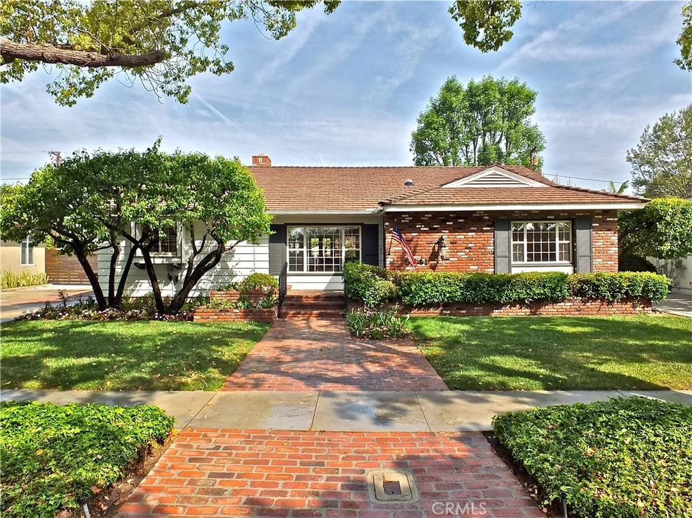 Unit for sale at 5341 E Las Lomas Street, Long Beach, CA 90815