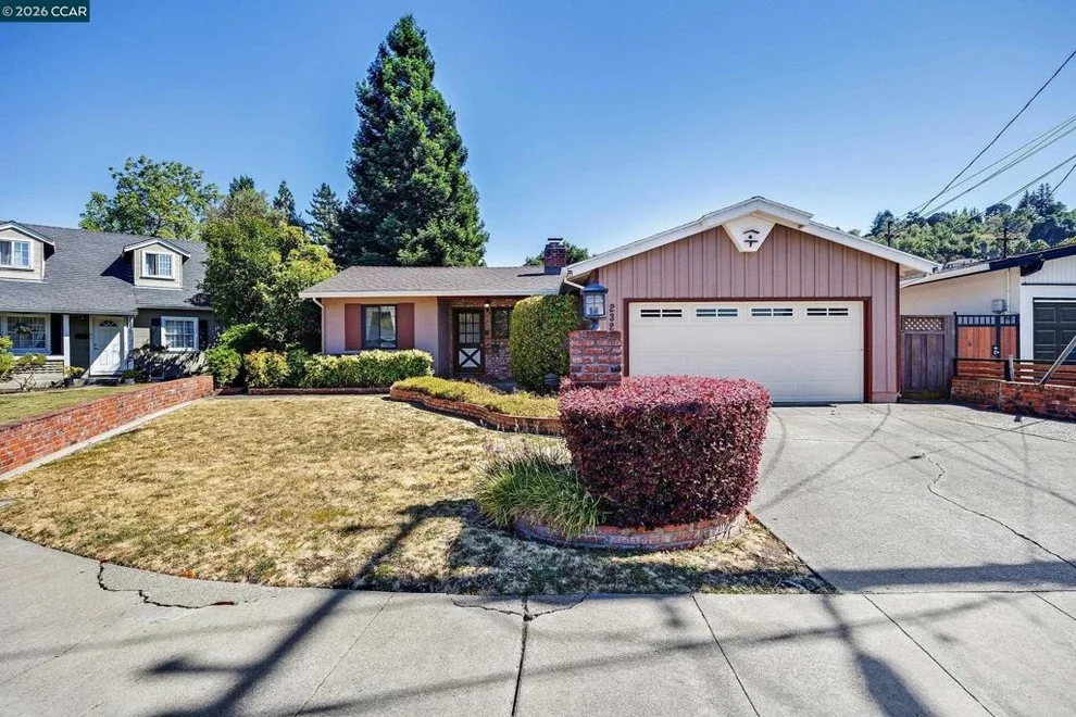 Unit for sale at 2324 Dolores Ct, Pinole, CA 94564