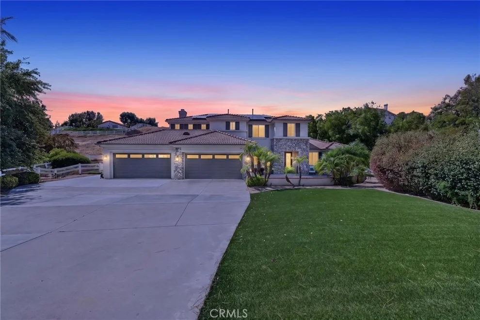 Unit for sale at 40639 Baccarat Road, Temecula, CA 92591
