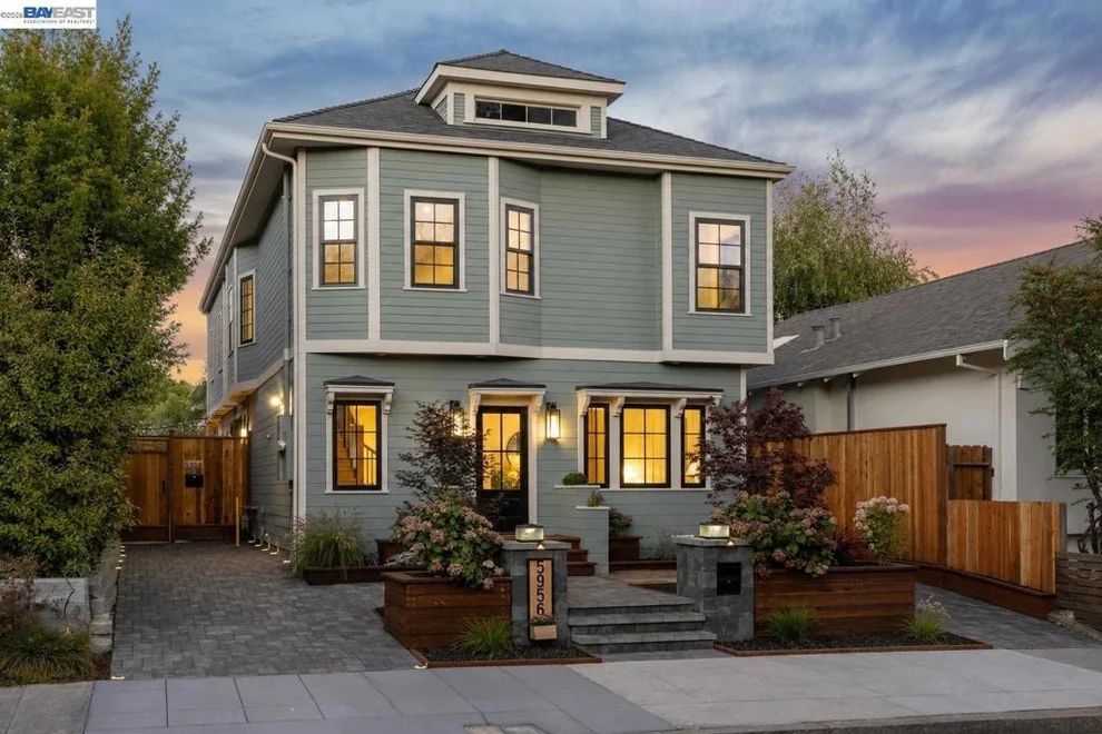 Unit for sale at 5956 Canning St, Oakland, CA 94609