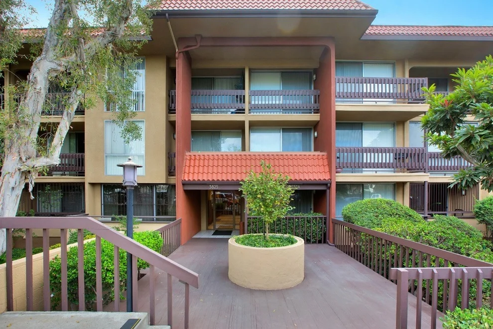 Unit for sale at 3825 Centre St, San Diego, CA 92103