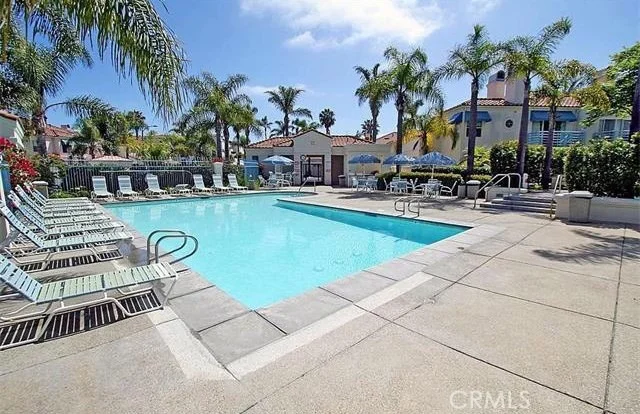 Unit for sale at 415 Townsquare Lane, Huntington Beach, CA 92648