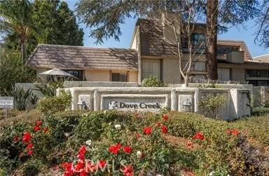 Unit for sale at 6121 Shoup Avenue, Woodland Hills, CA 91367
