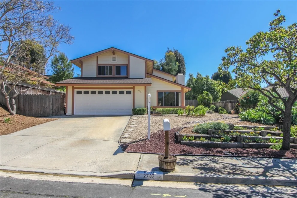 Unit for sale at 2737 Victoria Ave, Carlsbad, CA 92010