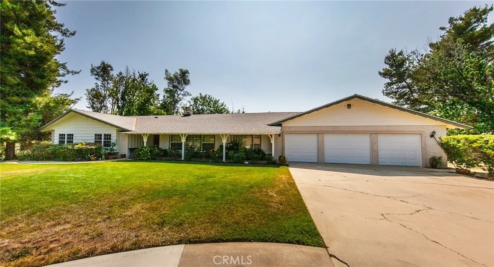 Unit for sale at 1000 Holmes Street, Calimesa, CA 92320