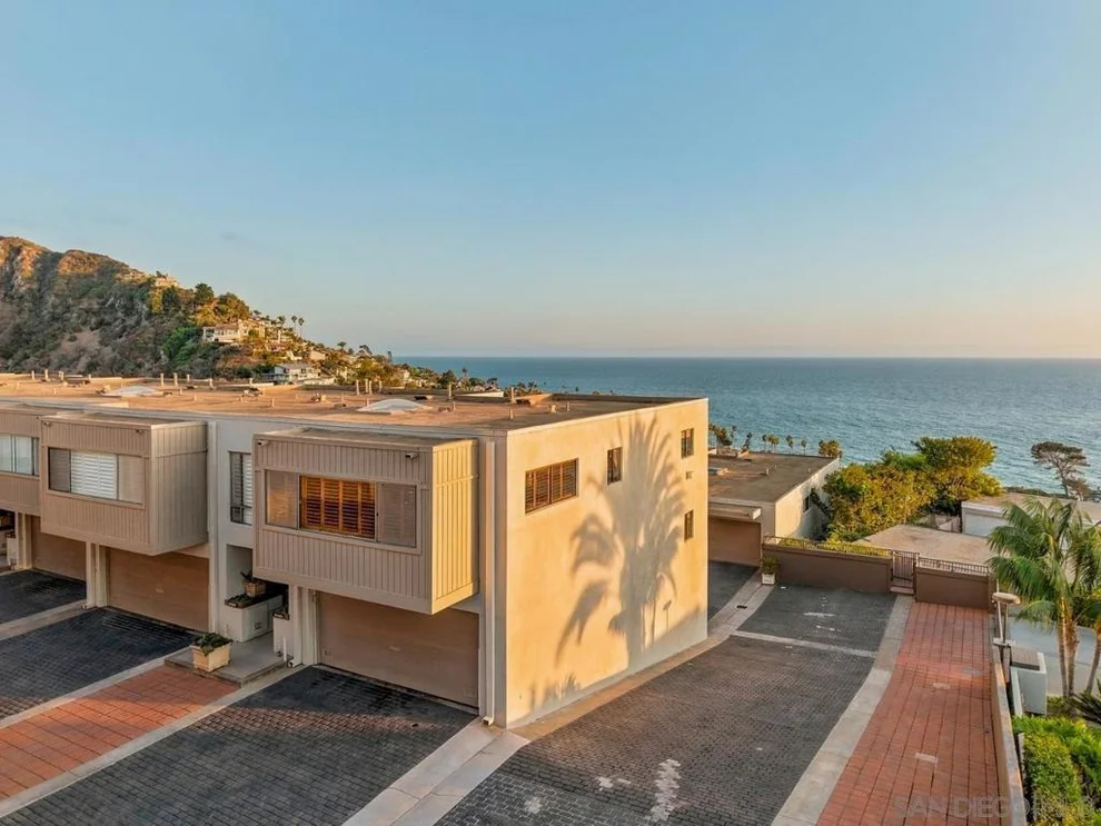 Unit for sale at 21743 Ocean Vista, Laguna Beach, CA 92651
