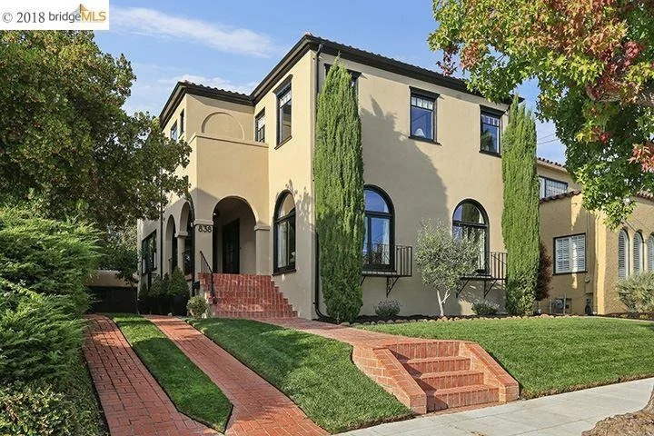 Unit for sale at 838 Paramount Rd, Oakland, CA 94610