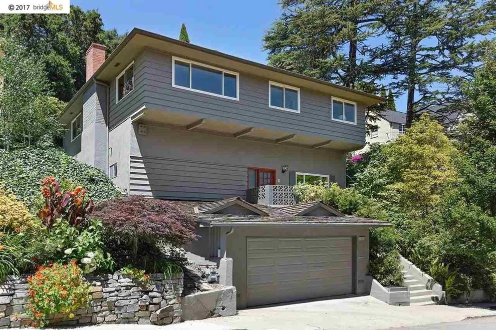 Unit for sale at 920 Rosemount Rd, Oakland, CA 94610