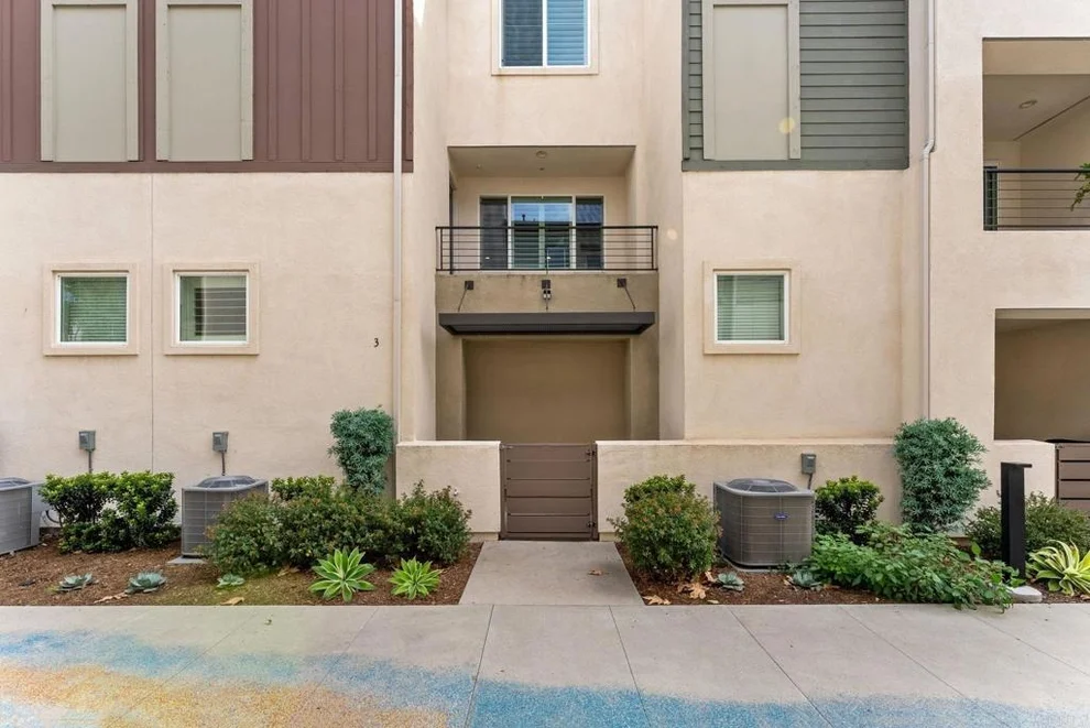 Unit for sale at 2137 Stellar Way, Chula Vista, CA 91915