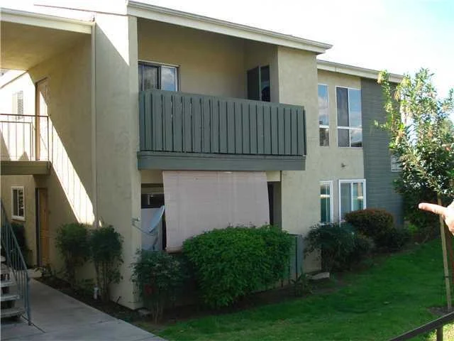 Unit for sale at 830 W Lincoln Avenue, Escondido, CA 92026