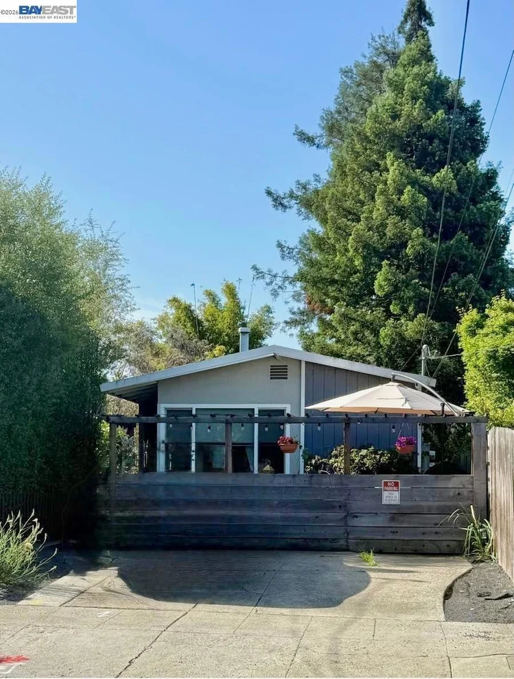 Unit for sale at 1536 Carleton St, Berkeley, CA 94703