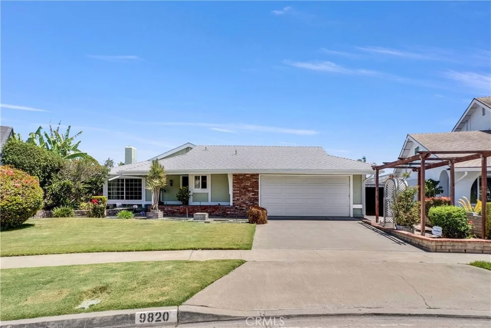 Unit for sale at 9820 Calendula, Westminster, CA 92683