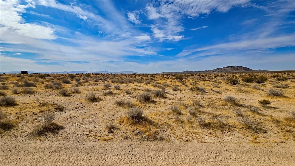 Unit for sale at 0 Old Hinkley Rd & Riverview Rd, Hinkley, CA 92347