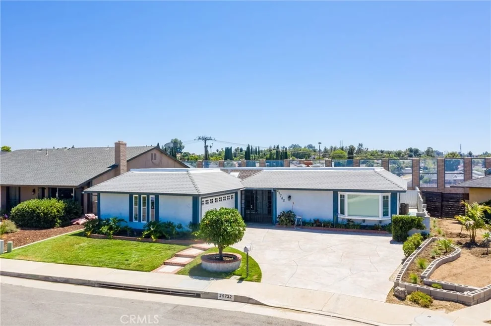 Unit for sale at 25732 Pericles Street, Mission Viejo, CA 92691