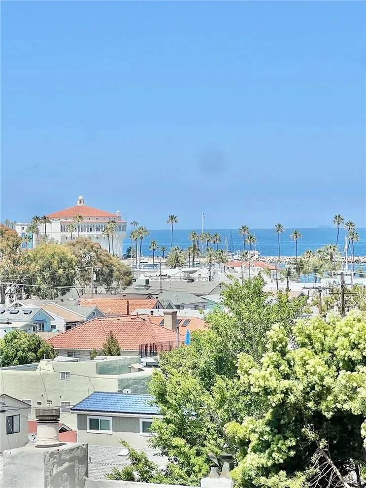 Unit for sale at 350 Clemente, Avalon, CA 90704