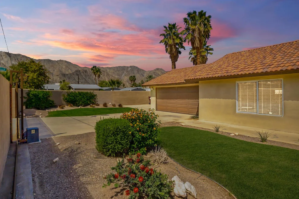 Unit for sale at 77920 Calle Nogales, La Quinta, CA 92253