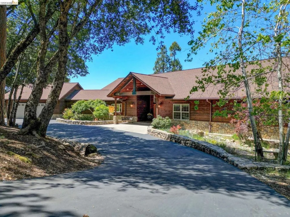 Unit for sale at 23308 Pelton Wheel Circle, Sonora, CA 95370