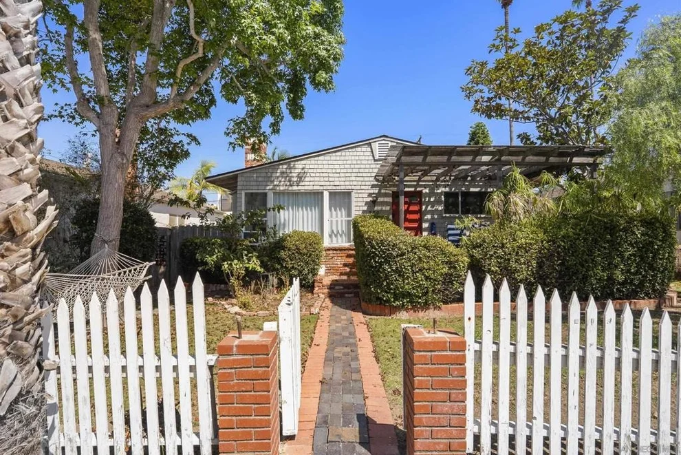 Unit for sale at 336 Bonair St, La Jolla, CA 92037