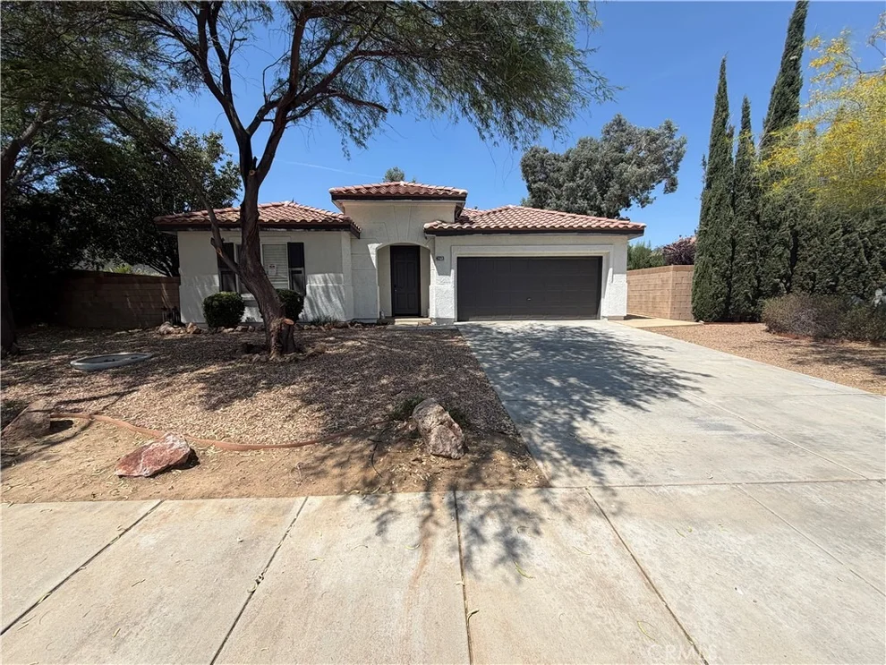 Unit for sale at 42213 Marbella Street, Quartz Hill, CA 93536