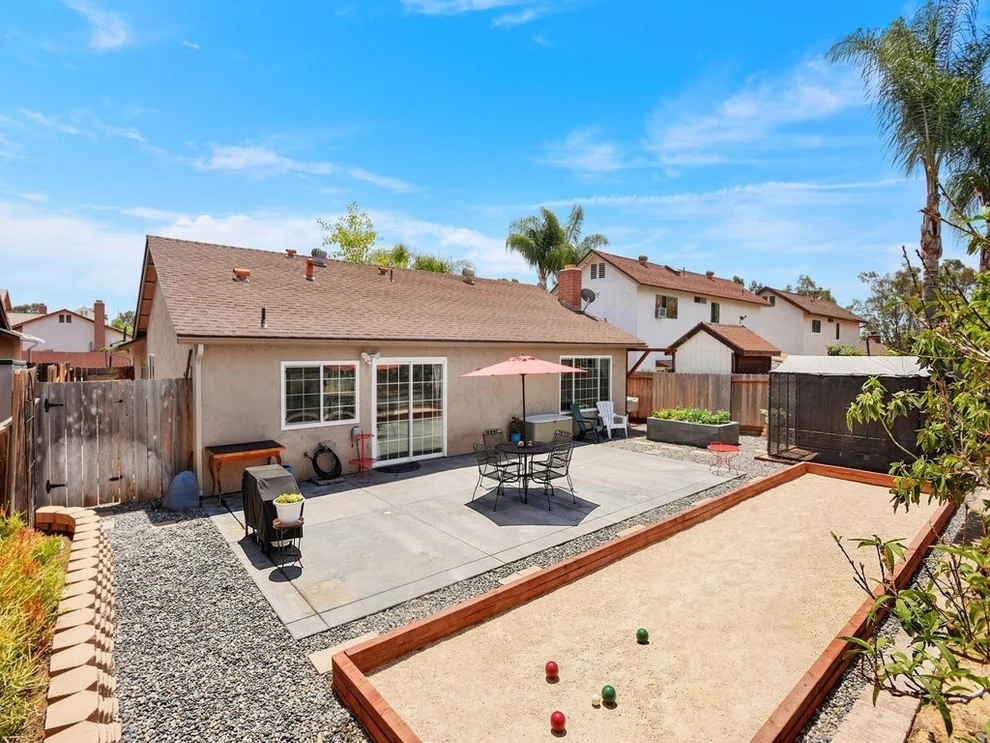 Unit for sale at 10231 Thanksgiving Ln, San Diego, CA 92126
