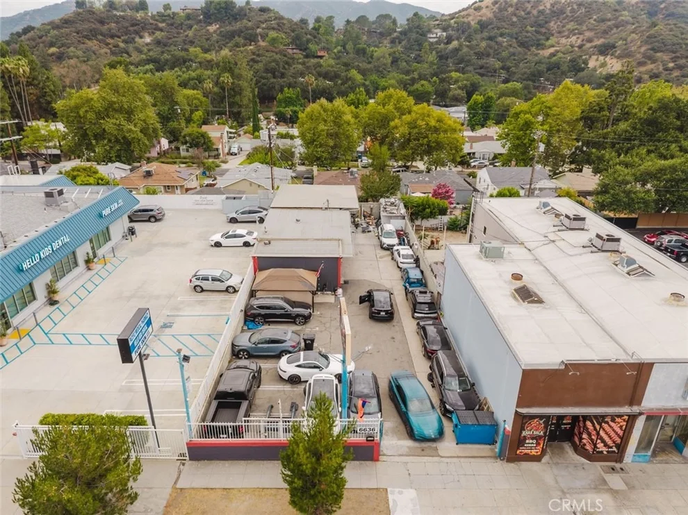 Unit for sale at 6636 Foothill Boulevard, Tujunga, CA 91042