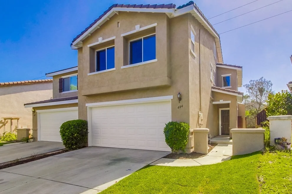 Unit for sale at 484 Dakota Way, Oceanside, CA 92056