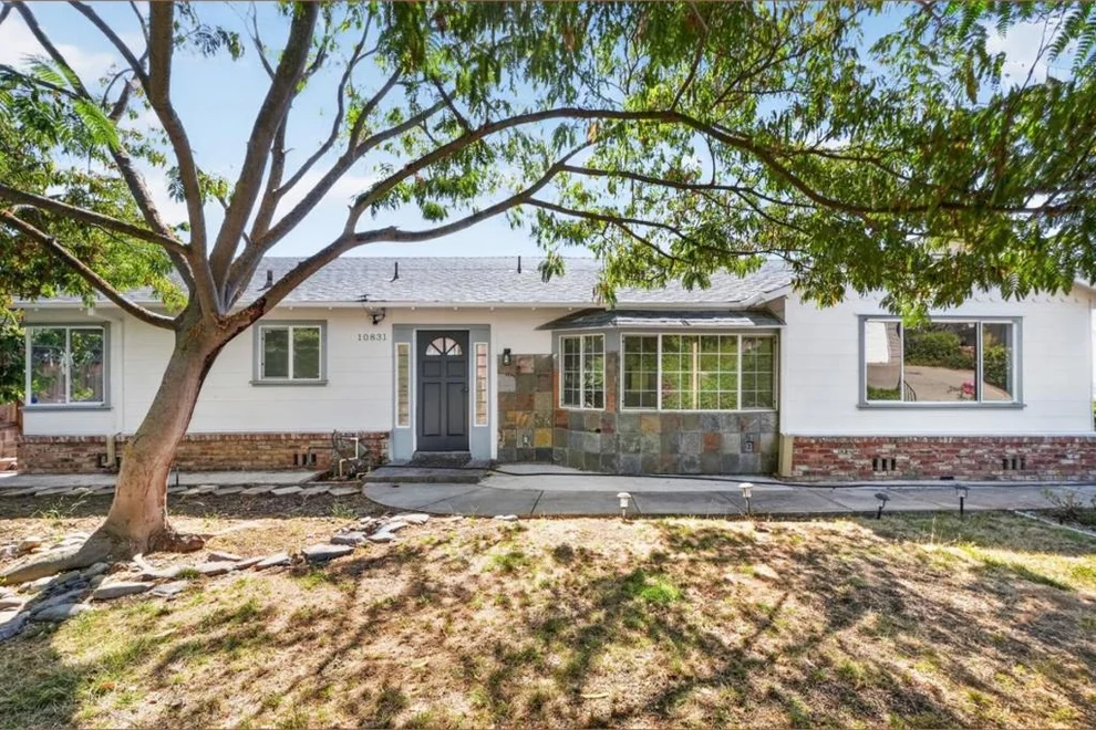 Unit for sale at 10831 Ridgeview Way, San Jose, CA 95127