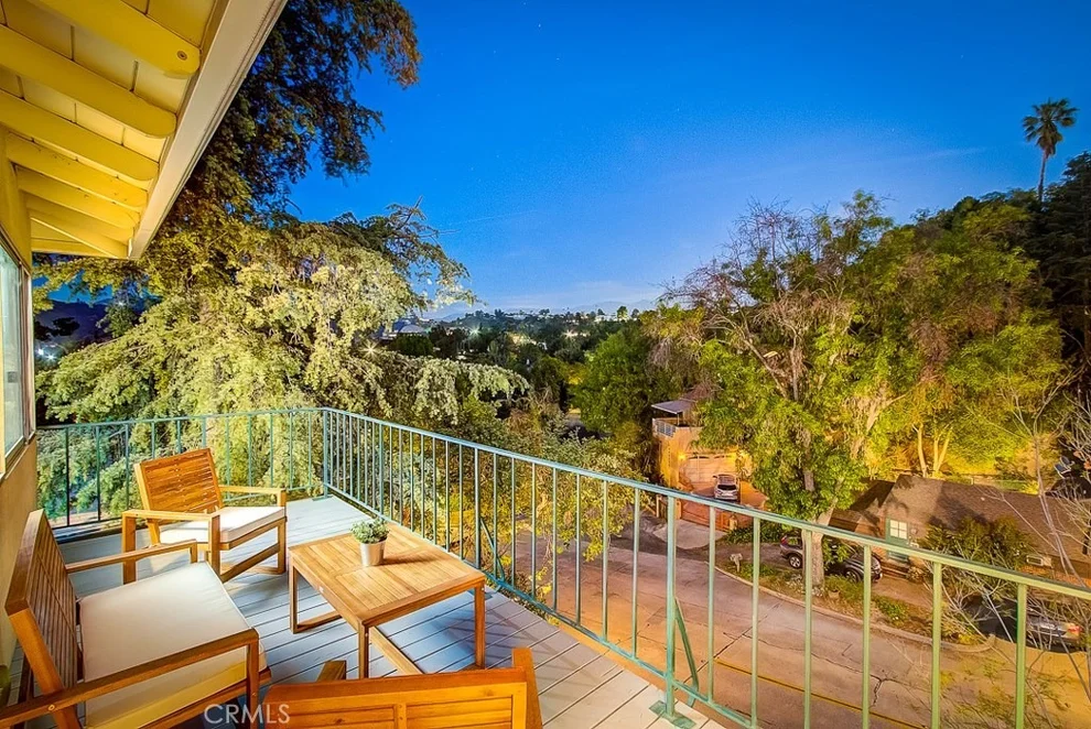 Unit for sale at 1796 La Loma Road, Pasadena, CA 91105