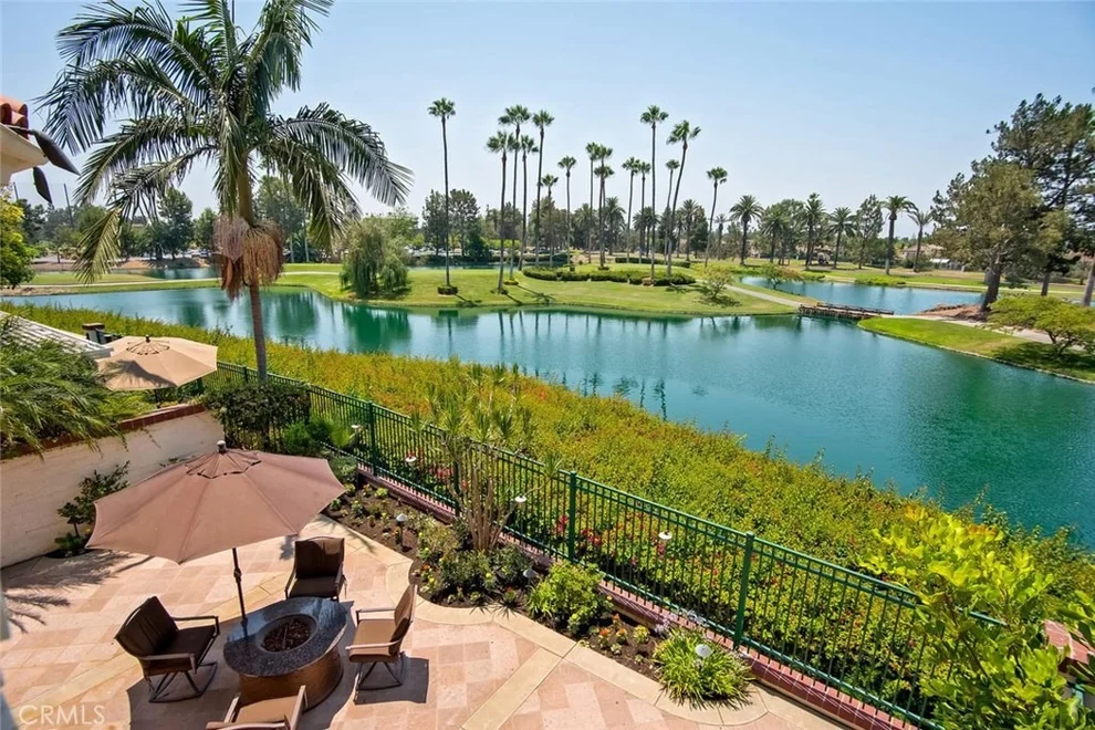 Unit for sale at 2484 Aquasanta, Tustin, CA 92782