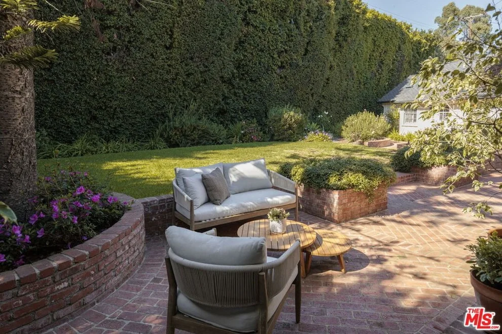 Unit for sale at 11611 Terryhill Place, Los Angeles, CA 90049