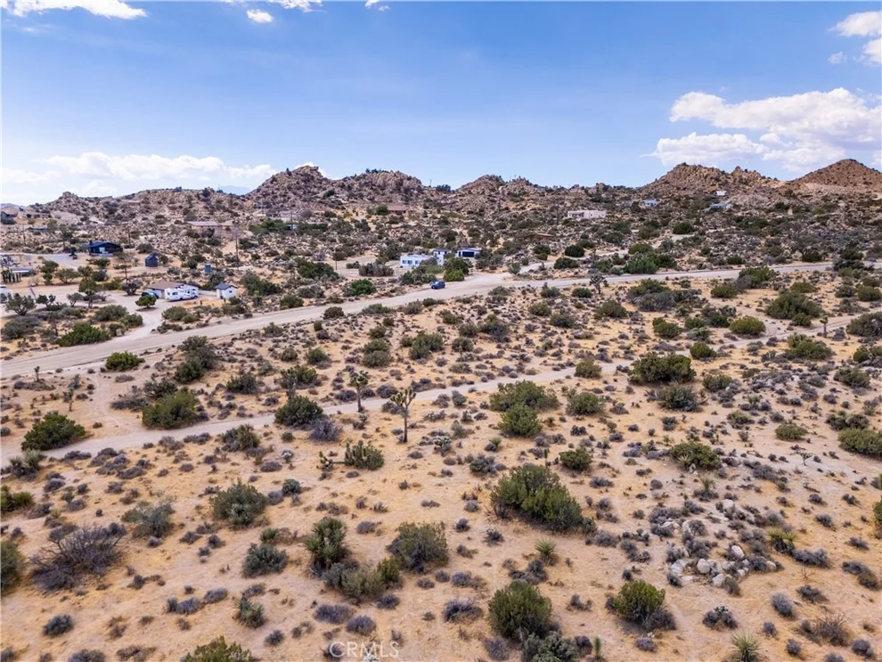 Unit for sale at 56642 Cobalt, Yucca Valley, CA 92284