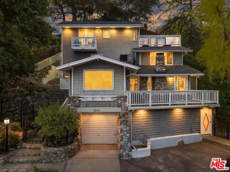 Unit for sale at 5514 Canyonside Road, La Crescenta, CA 91214