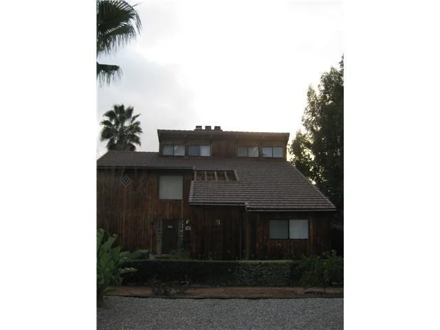 Unit for sale at 25913 Matlin Road, Ramona, CA 92065
